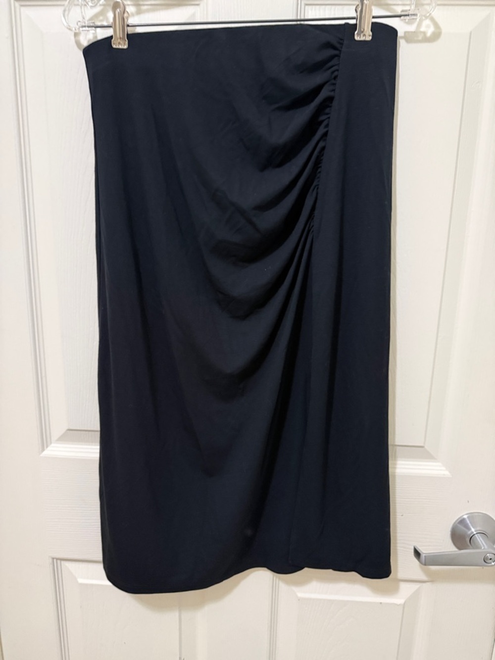 The Commons Black Medium Skirt.